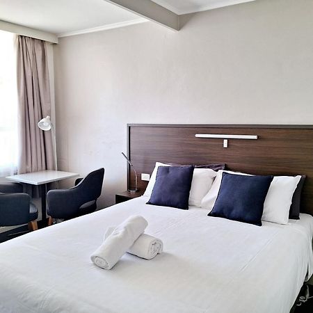 Motel 亚勒旺加 外观 照片