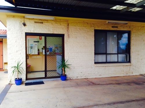 Motel 亚勒旺加 外观 照片